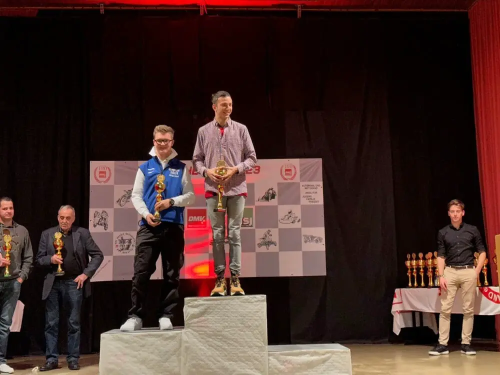 Ehrung Marlon Pfeifer Aufenauer Motocrosser